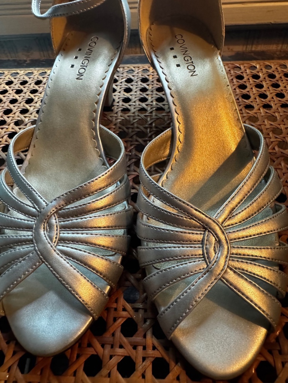Silver Dance Heels. Classic. 7.5 M